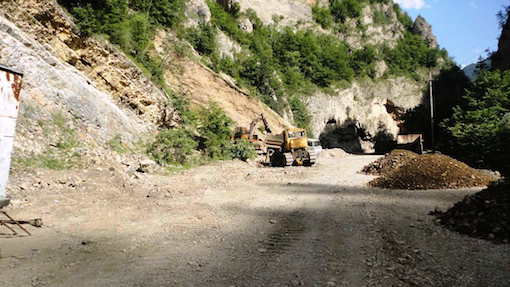 Amaras Monastery Road